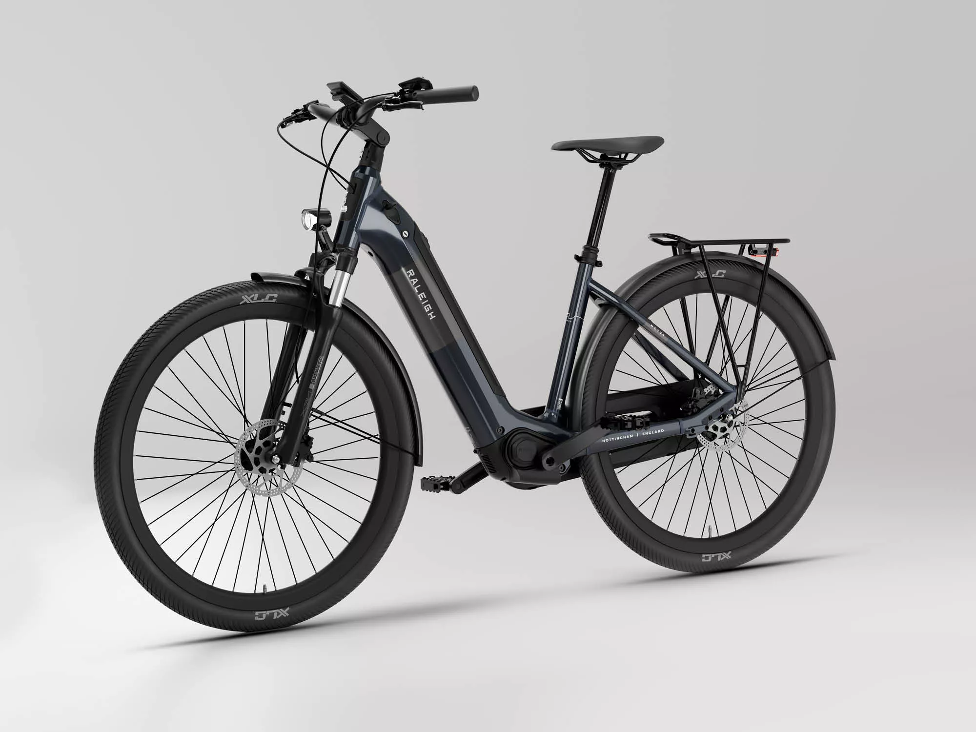 Motus Low Step Hub Gear Hybrid E-Bike - Blue - Image 4